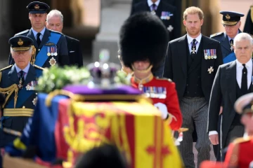 ராணிக்காக மீண்டும் இணையும் இளவரசர்கள் வில்லியம் மற்றும் ஹாரி: பிரித்தானிய வரத் தொடங்கிய உலக தலைவர்கள்