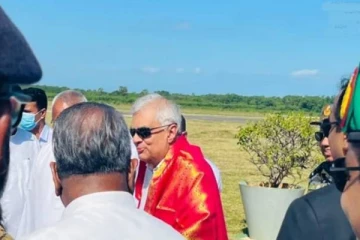 சற்றுமுன்னர் யாழ். விமான நிலையம் வந்தடைந்தார் ஜனாதிபதி ரணில்!