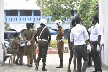 கிளிநொச்சியில் உள்ள பாடசாலை ஒன்றில் இடம்பெற்ற மர்ம சம்பவம்!