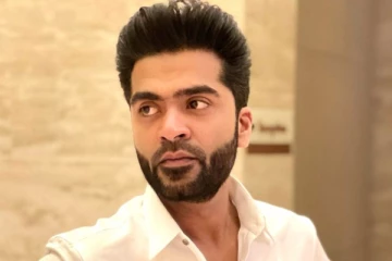 நடிகர் சிம்பு வாங்கும் சம்பளம் எவ்வளவு தெரியுமா.. அதிர்ச்சியில் தயாரிப்பாளர்கள்