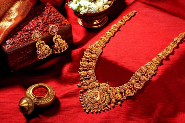 2026-ல் தங்கம் வாங்க நினைக்கிறீங்களா? இந்த ரிஸ்க் மட்டும் எடுக்காதீங்க | Buying Gold In 2026 Don T Take This Risk