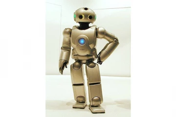 காற்பந்து விளையாடக்கூடிய புதிய ‘எந்திரன்’