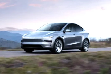 கனடாவில் டெஸ்லா வாகனங்கள் விலை 21 சதவீதம் அதிகரிப்பு: புதிய விலை விவரங்கள் வெளியீடு