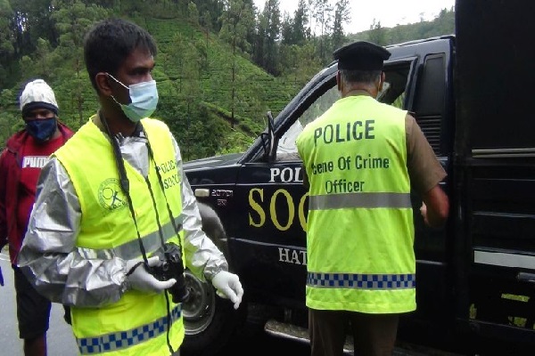 கோரவிபத்தில் சிக்கி தாயும் மகனும் பலி | Mother And Son Killed In Tragic Accident