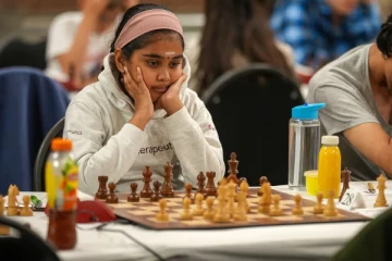 சதுரங்கத்தில் சாதனை படைத்த 10 வயது சிறுமி