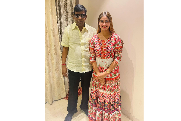 பிக் பாஸ் நடிகையுடன் நடிக்கும் வடிவேலு.. முதல் முறையாக வெளிவந்த புகைப்படம் | Popular Bigg Boss Actress Acting With Vadivelu