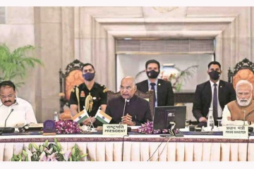 பொதுமக்களுடன் கவர்னர்கள் நேரடி தொடர்பு வைத்திருக்க வேண்டும் - ஜனாதிபதி