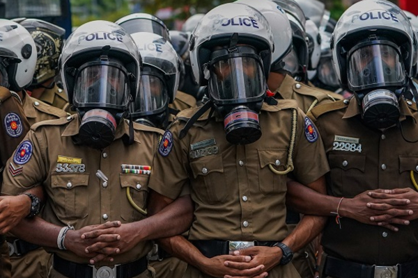 கண்டியில் வெடிகுண்டு அச்சுறுத்தல்! பொலிஸார் வெளியிட்டுள்ள விசேட அறிக்கை | Bomb Threat At Kandy District Secretariat