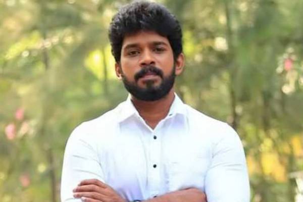 பாண்டியன் ஸ்டோர்ஸ் சீரியல் புகழ் குமரனின் நிஜ மகனை பார்த்துள்ளீர்களா?- இதுவரை பார்த்திராத புகைப்படம்