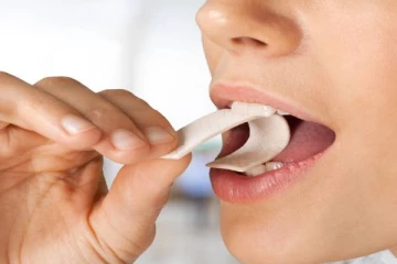 கொரோனா வைரஸ் கொல்லும் சூப்பர் சூயிங்கம் - அசத்திய அமெரிக்க விஞ்ஞானிகள்