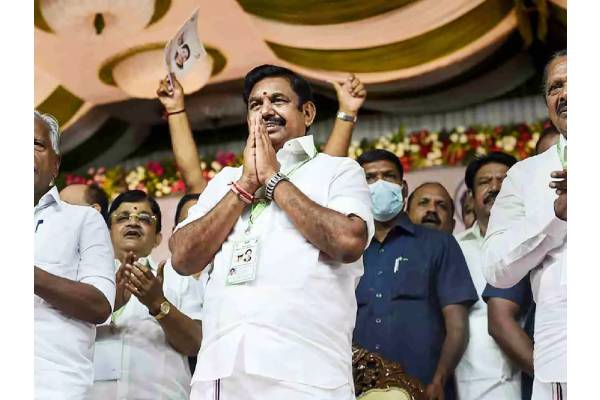 ஈபிஎஸ் அதிமுக தலைமை அலுவலகம் செல்ல ஓபிஎஸ் தரப்பு எதிர்ப்பு | Ops Side Opposes Going To Eps Aiadmk Head Office ஈபிஎஸ் அதிமுக தலைமை அலுவலகம் செல்ல ஓபிஎஸ் தரப்பு எதிர்ப்பு | Ops Side Opposes Going To Eps Aiadmk Head Office