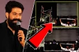 இந்திய திரைப்படப் பிரச்சார நிகழ்வொன்றில் பார்வையாளர்கள் மீது சரிந்து விழுந்த கம்பம்...!