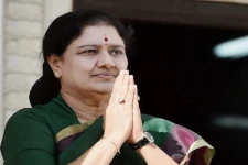 சசிகலா விடுதலை ஆனவுடன் அதிமுக நான்காக உடையும்.! மூத்த அரசியல்வாதி கணிப்பு