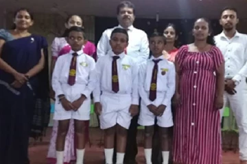 ஒரே பிரசவத்தில் பிறந்த மூன்று சகோதரர்கள் புலமை பரிசில் பரீட்சையில் சாதனை