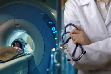 அபாய நிலையில் இலங்கையின் மருத்துவத்துறை : கடைசி நிபுணரும் வெளியேற்றம்