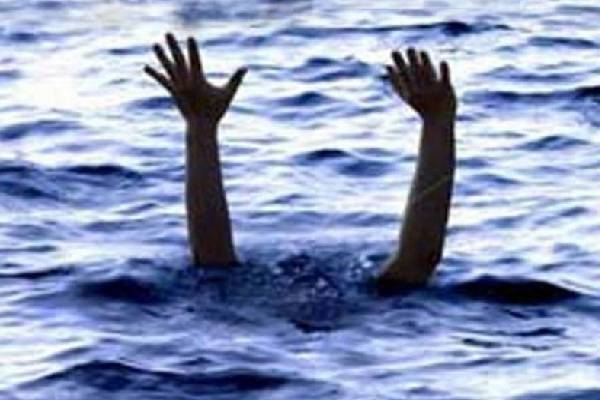 குளத்தில் மூழ்கி பலியான மருத்துவர் | The Doctor Drowned In The Pond