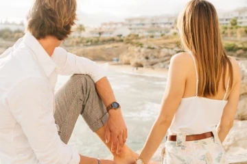 கணவன்-மனைவி இடையே எவ்வளவு வயது வித்தியாசம் வேண்டும்? அறிவியல் தரும் விளக்கம்!