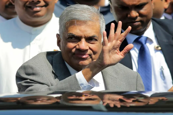 சிறிலங்கா அதிபர் கோட்டாபயவின் கடமைகளை பொறுப்பேற்றார் ரணில்! - ஐபிசி தமிழ்