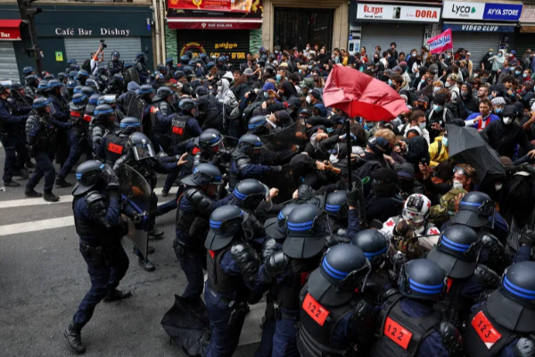 கலவர பூமியான பிரான்ஸ்; நூற்றுக்கணக்கானோர் கைது | Hundreds Arrested Violent Pension Reforms France