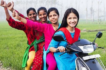 ஹாப்பி நியூஸ்..கல்லூரி மாணவிகளுக்கு இலவச ஸ்கூட்டி - இந்த ஆவணங்கள் இருந்தால் போதும்!