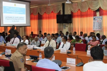 முல்லைத்தீவு மாவட்ட அபிவிருத்திக்குழுக் கூட்டம்