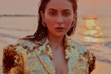 அட்டைப்படத்திற்கு தாறுமாறு கவர்ச்சி காட்டிய ராகுல் ப்ரீத்