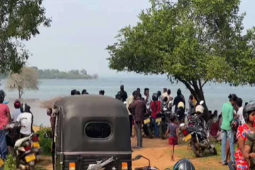 லுணுகம்வெஹெர நீர்த்தேக்கத்தில் படகு கவிழ்ந்து 2 இளைஞர்கள் மாயம்