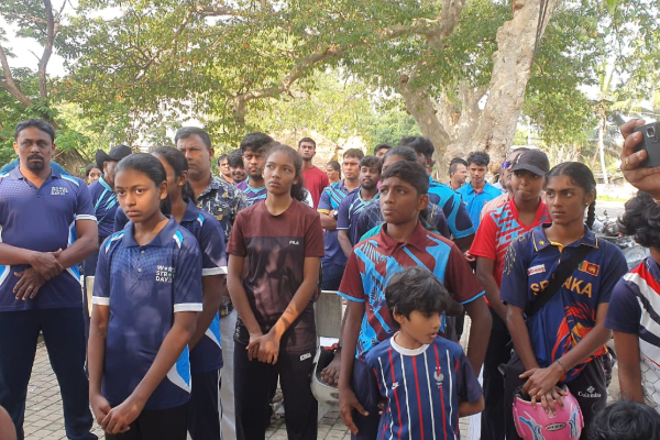 யாழில் உள்ளக விளையாட்டரங்கு வேண்டுமென போராட்டம் | Protest For An Sports Indoor Stadium In Jaffna