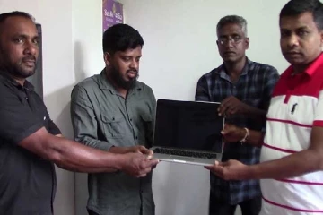 இந்தக்காலத்தில் இப்படியும் மனிதர்கள் : குவியும் பாராட்டுகள்