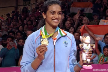 கனடா வீராங்கனையை வீழ்த்தி முதல் முறையாக தங்கம் வென்ற பி.வி.சிந்து!