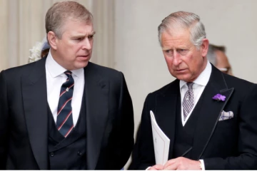 இளவரசர் ஆண்ட்ரூவின் பட்டம் இனி யாருக்கு?