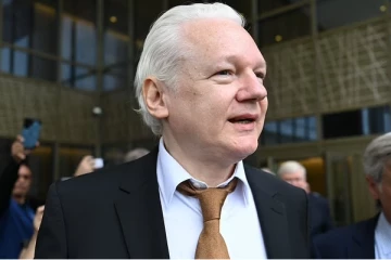 14 ஆண்டுகளுக்கு பிறகு ஜூலியன் அசாஞ்சே விடுதலை., அமெரிக்கா விதித்த தடை