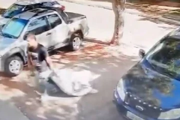 சூட்கேஸில் அடைத்து விமானத்தில் கடத்தப்பட்ட பாடசாலை சிறுமி... பாலியல் அடிமையாக்கிய நபர்