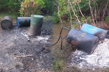 வாகரை பிரதேச காட்டுப் பகுதியில் சட்ட விரோத கசிப்பு: மூவர் கைது