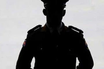 குடிபோதையில் குழப்பம் விளைவித்த சிறைச்சாலை அதிகாரி!