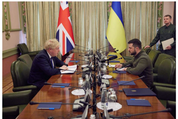 உக்ரைன் அதிபருடன் பிரிட்டன் பிரதமர் போரிஸ் ஜான்சன் சந்திப்பு - தமிழ்நாடு