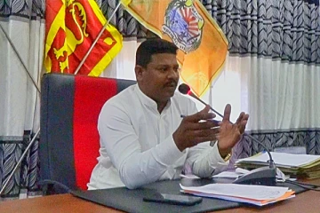 பிரதேச சபைகளை கலைத்தால் பொருளாதார நெருக்கடியை தீர்க்கலாம்: ந.திருணாவுக்கரசு(Photo)