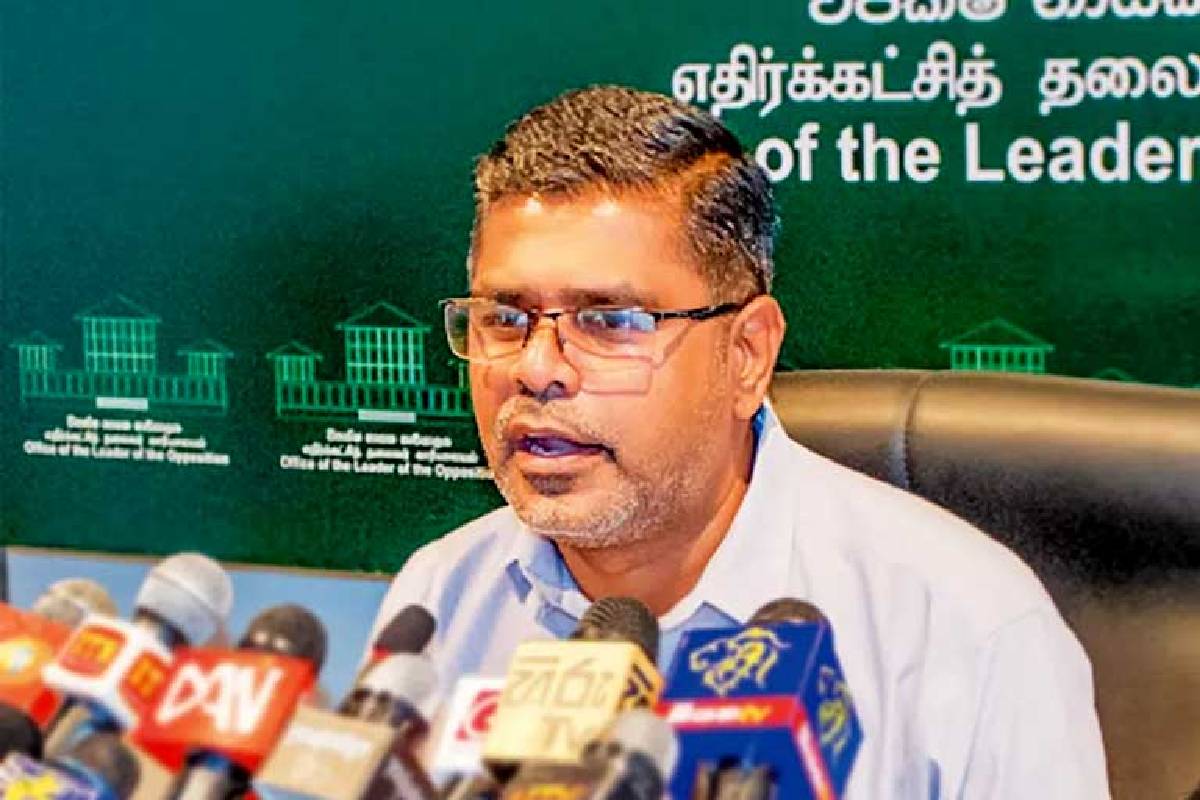 அநுரவை விசாரணைக்கு அழைத்தே தீர வேண்டும்! நிதி அமைச்சின் செயலாளரை பதவி விலக கோரும் எதிர்க்கட்சி | Finance Secretary Immediately Resign