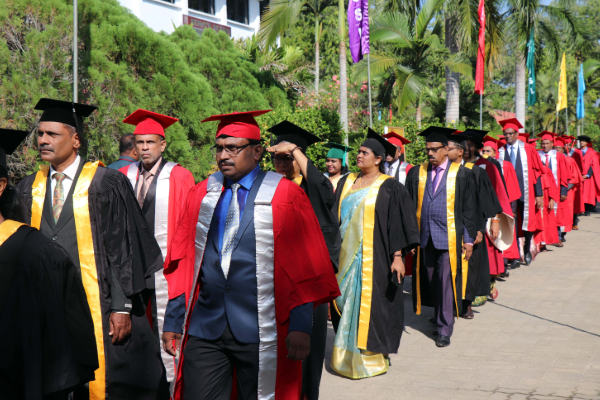 கிழக்குப் பல்கலைக்கழகத்தின் 29 ஆவது பொதுப்பட்டமளிப்பு விழா | 29Th General Convocation Of The Eastern University