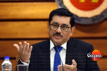 ඕනෙ නම් පාර්ලිමේන්තුවට ඇවිල්ලා වුණත් උත්තර දෙන්නම් - හර්ෂට කට උත්තර නැති වෙන්න මහ බැංකු අධිපති කියයි