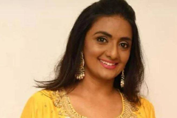 பல ஆண்டுக்கு பின் மீண்டும் நடிக்க வரும் பானுப்பிரியாவின் தங்கை- பயங்கர எதிர்ப்பார்ப்பில் ரசிகர்கள் | Actress Banupriyas Sister Shanthi Priya