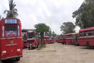 இலங்கை போக்குவரத்து சபையின் புத்தளம் மாவட்ட ஊழியர்கள் போராட்டம்