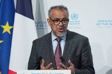 இஸ்ரேல் நடத்திய வான்வழி தாக்குதல்.., உயிர் தப்பிய உலக சுகாதார அமைப்பின் இயக்குநர்