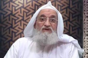 திடீரென காணொளியில் தோன்றி பரபரப்பினை ஏற்படுத்தியுள்ள அல்-கொய்தாத் தலைவர்