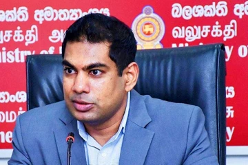 அரச நிறுவனங்களில் திறமையற்ற பணியாளர்கள்: எரிசக்தி அமைச்சரின் பகிரங்க அறிவிப்பு