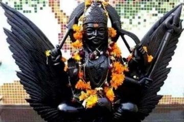 பூஜை அறையில் சனி பகவானின் புகைப்படத்தை வைப்பது சரியா? பலருக்கும் தெரியாத உண்மை