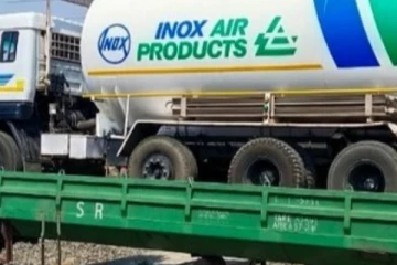 தமிழகத்தில் ஆக்சிஜன் பற்றாக்குறை இல்லை- உயர்நீதிமன்றத்தில் தமிழக அரசு விளக்கம்