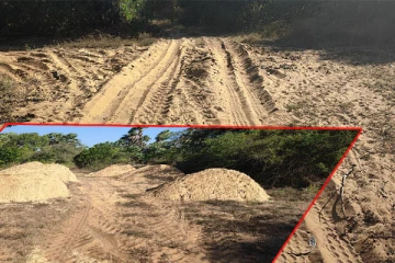 கிளிநொச்சியில் தொடரும் சட்டவிரோத மணல் அகழ்வு (photos)