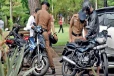 பல்கலைக்கழகத்திற்கு அருகில் சாகசம் ; 22 இளைஞர்களுக்கு இறுதியில் காத்திருந்த ட்விஸ்ட்
