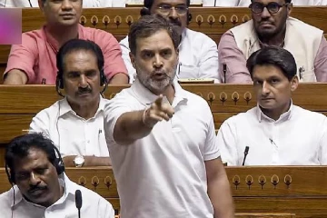 எனக்கே அமலாக்கத்துறை ரைடு..டீ பிஸ்கட்டுடன் காத்திருக்கிறேன் - ராகுல் காந்தி!